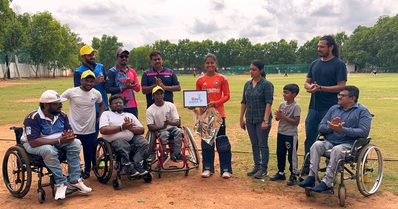 DMSA athletes group photo